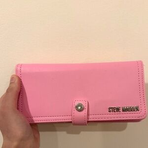 Steve Madden Vibrant Pink Wallet (No Tags)